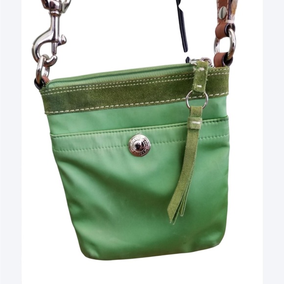 Coach Crossbody Bag Nylon Sateen Suede Tassel Zipper Pull Green Coach No tag GUC - Picture 4 of 16